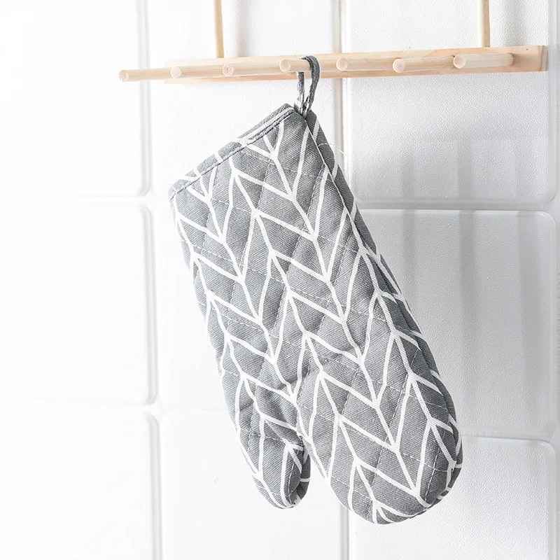 2-Piece Heat Resistant Oven Gloves – High Temperature Kitchen & Baking Mitts
